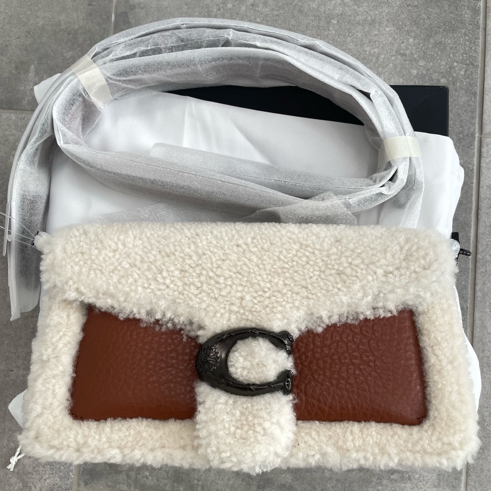 NWT COACH Tabby 26 Brown Shearling Trimmed Shoulder Bag W/ Original Box